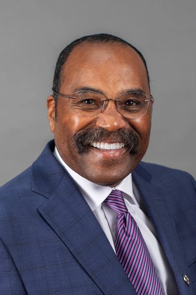 Sen. Hearcel F. Craig headshot Sen. Hearcel F. Craig headshot